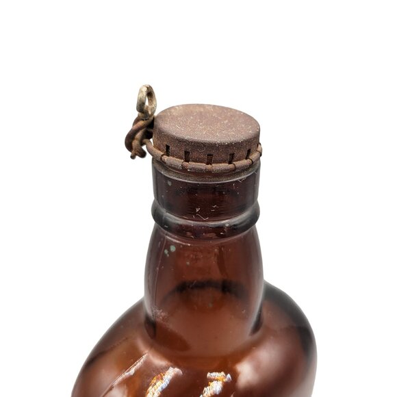 White Horse Distillers Ltd Glasgow Scotland EMPTY Scotch Whisky Bottle Brown - Picture 3 of 9